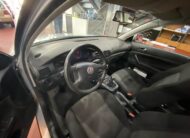 VOLSKWAGEN Passat 1.6i CONCEPLINE
