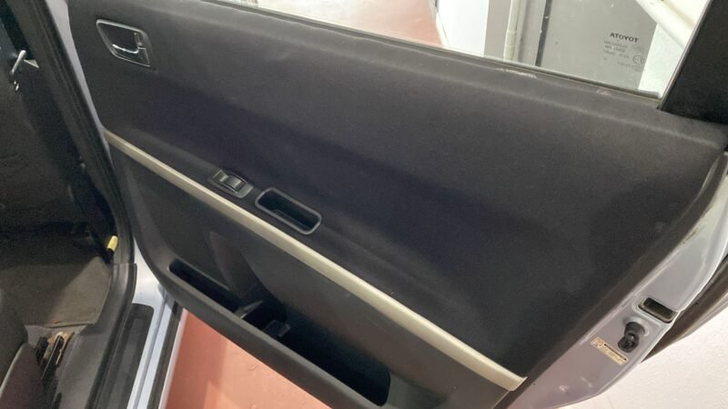 TOYOTA Corolla VERSO 2.2 D4D LUNA 136cv