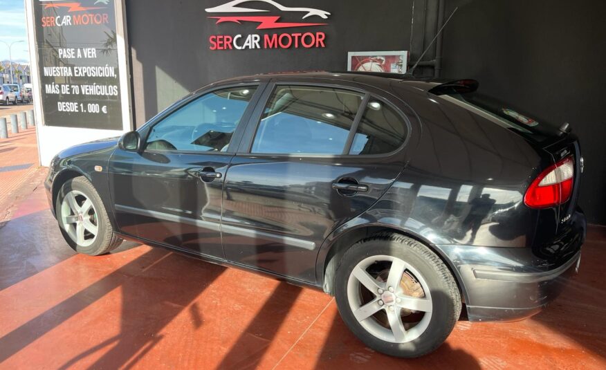 SEAT LEON 1.6i STELLA 100cv