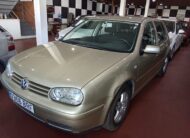 VOLKSWAGEN Golf 1.6i AUTO HIGHLINE 100cv