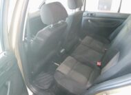 VOLKSWAGEN Golf 1.6i AUTO HIGHLINE 100cv
