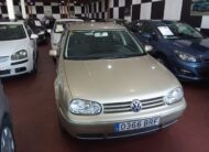 VOLKSWAGEN Golf 1.6i AUTO HIGHLINE 100cv
