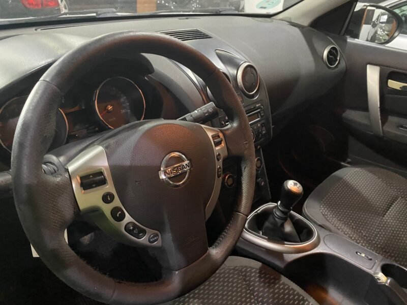 NISSAN QASHQAI 2.0i 140cv ACENTA