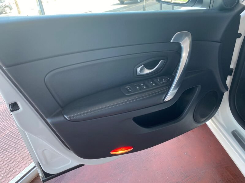 RENAULT latitude 2.0 dci 150cv privilege