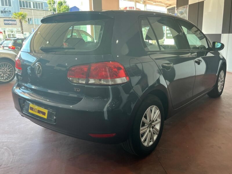 VOLKSWAGEN Golf 1.6 TDI 105CV ADVANCE