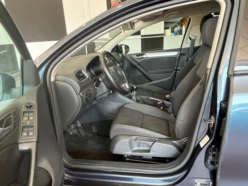 VOLKSWAGEN Golf 1.6 TDI 105CV ADVANCE