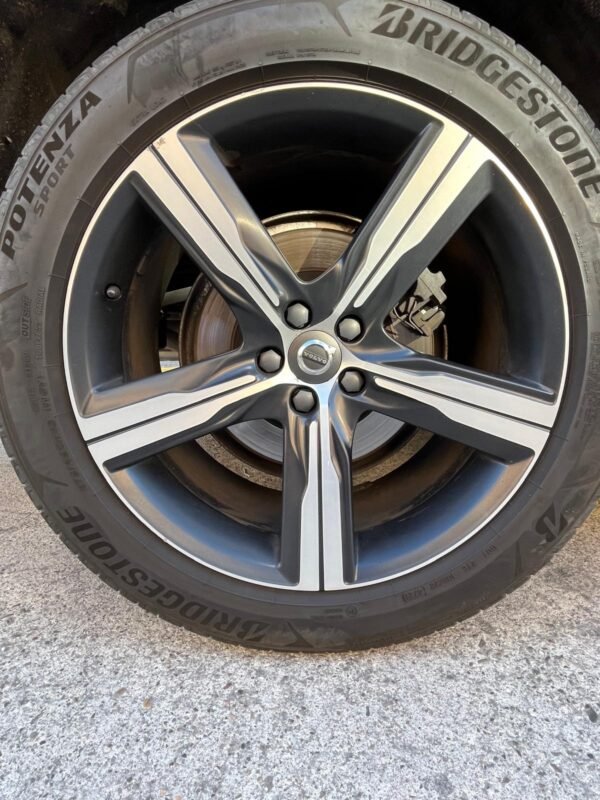 VOLVO xc 90 2.0 D5 R-Design AWD