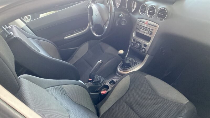 PEUGEOT 308 1.6 HDI PREMIUM