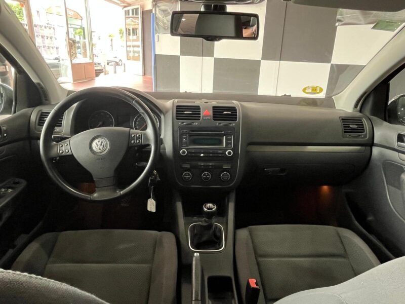 VOLKSWAGEN Golf 1.6i fsi highline 115cv