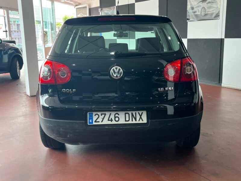 VOLKSWAGEN Golf 1.6i fsi highline 115cv