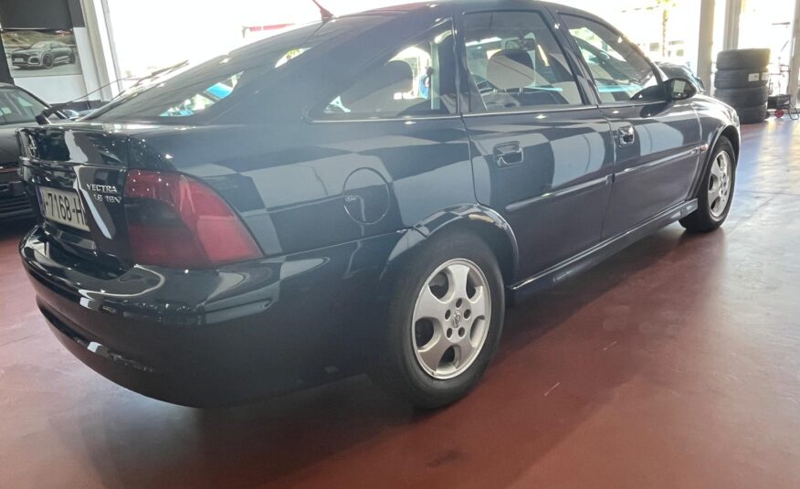 OPEL VECTRA 1.8i 115CV 16V ELEGANCE