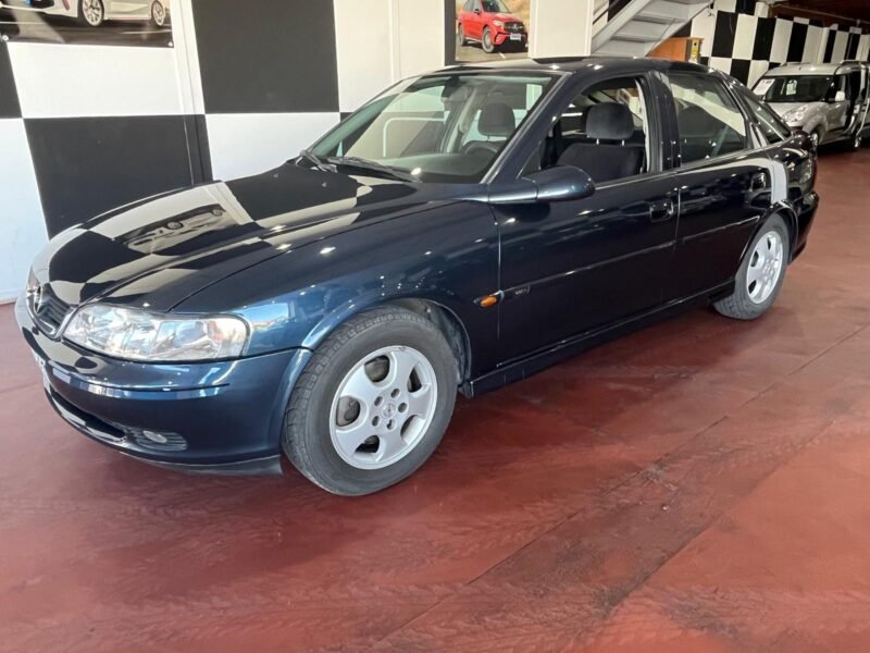 OPEL VECTRA 1.8i 115CV 16V ELEGANCE