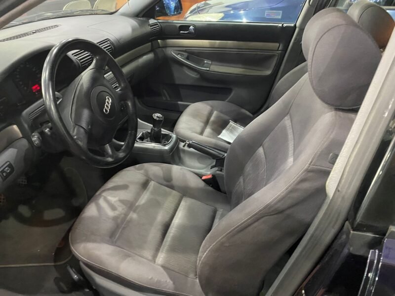 AUDI A4 1.9 TDI 110cv