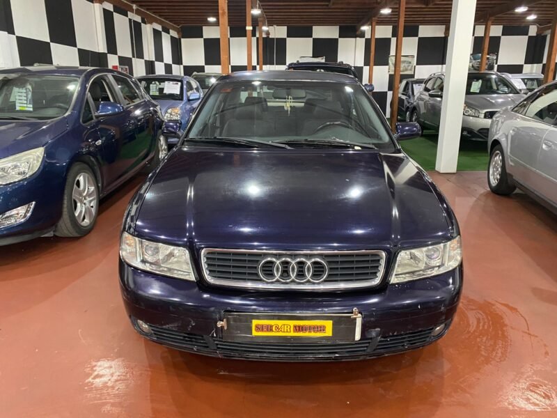 AUDI A4 1.9 TDI 110cv