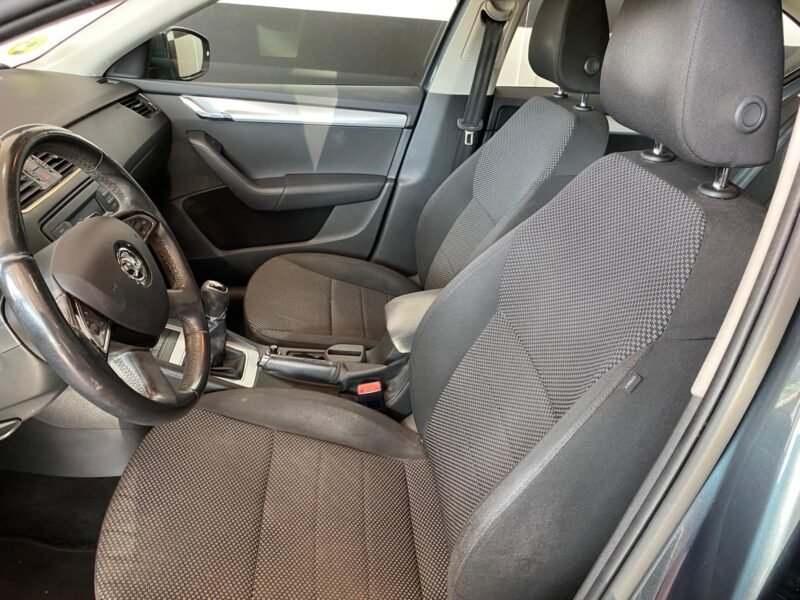 SKODA Octavia 1.6 TDI 105cv AMBITION