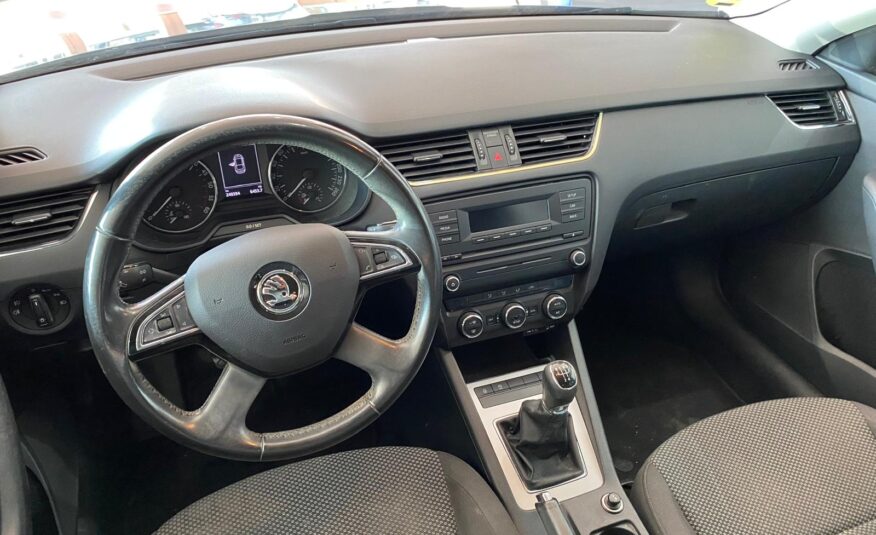 SKODA Octavia 1.6 TDI 105cv AMBITION