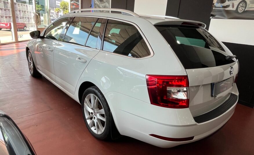 SKODA Octavia 1.6 TDI LIKE 115cv