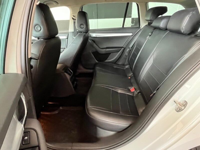 SKODA Octavia 1.6 TDI LIKE 115cv