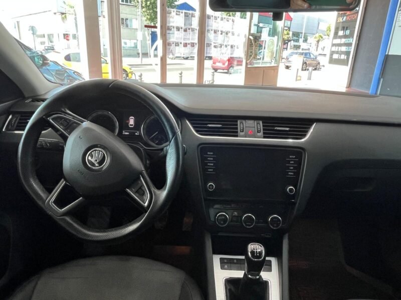 SKODA Octavia 1.6 TDI LIKE 115cv