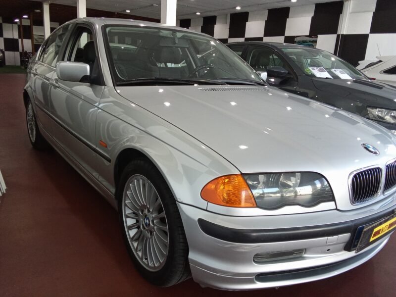 BMW Serie 3 330D 185CV