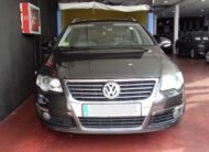 VOLKSWAGEN Passat 2.0 TDi 140cv FAMILIAR HIGLINE