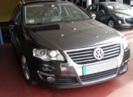 VOLKSWAGEN Passat 2.0 TDi 140cv FAMILIAR HIGLINE