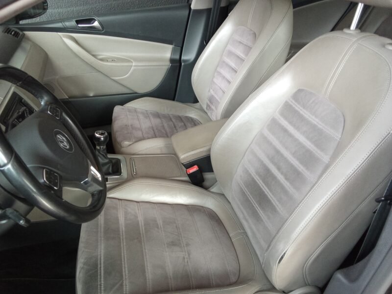 VOLKSWAGEN Passat 2.0 TDi 140cv FAMILIAR HIGLINE