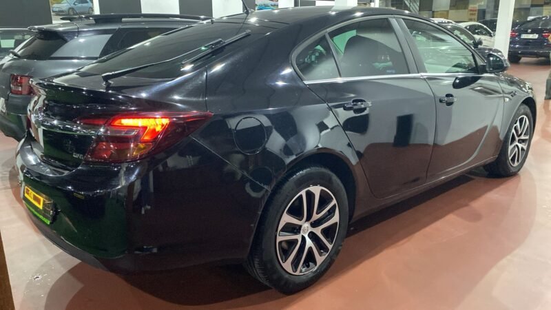 OPEL INSIGNIA 1.6 CDTI 136cv SELECTIVE AUT