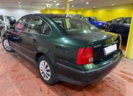 VOLKSWAGEN Passat 1.8i 125cv CONFORTLINE
