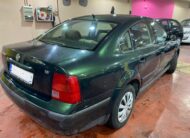 VOLKSWAGEN Passat 1.8i 125cv CONFORTLINE