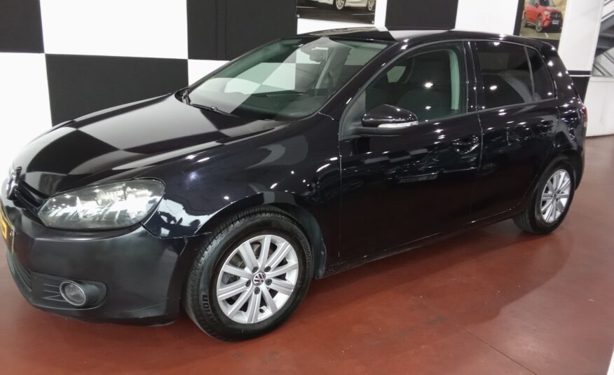VOLKSWAGEN Golf VI 2.0 TDi