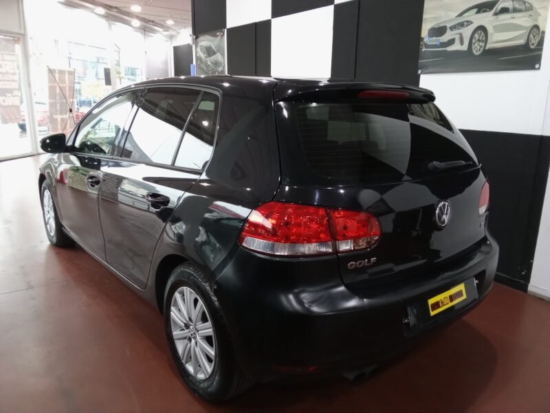 VOLKSWAGEN Golf VI 2.0 TDi
