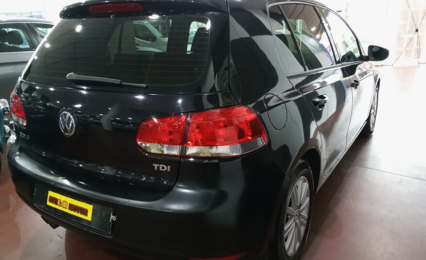 VOLKSWAGEN Golf VI 2.0 TDi