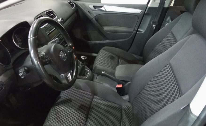 VOLKSWAGEN Golf VI 2.0 TDi