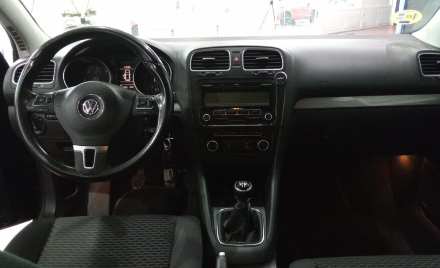 VOLKSWAGEN Golf VI 2.0 TDi