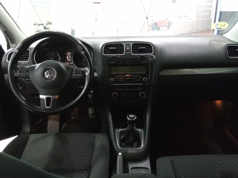 VOLKSWAGEN Golf VI 2.0 TDi