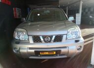 NISSAN XTRAIL 2.2 dci confort plus 4×4