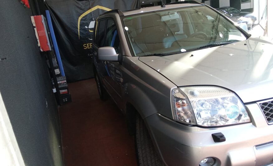 NISSAN XTRAIL 2.2 dci confort plus 4×4