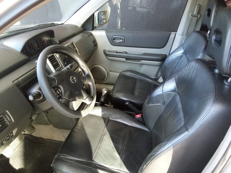 NISSAN XTRAIL 2.2 dci confort plus 4×4