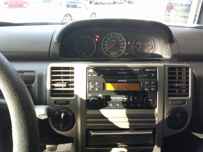 NISSAN XTRAIL 2.2 dci confort plus 4×4