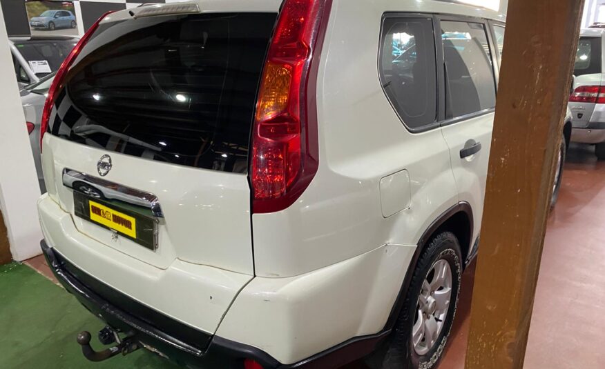 NISSAN x-trail 2.0D