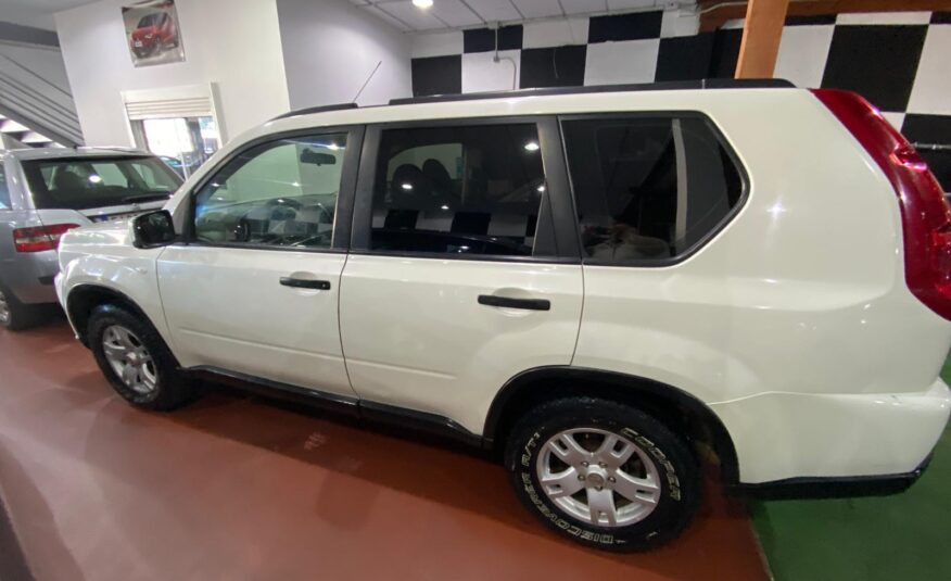NISSAN x-trail 2.0D