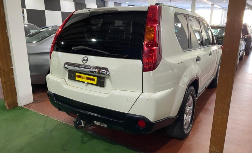 NISSAN x-trail 2.0D