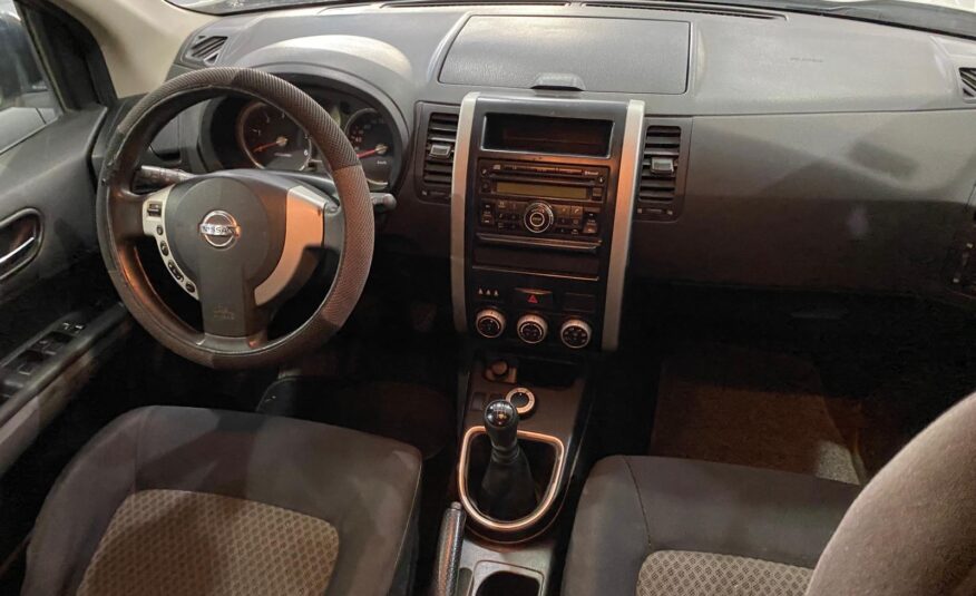 NISSAN x-trail 2.0D