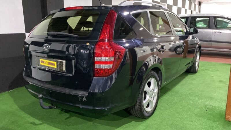 KIA CEED SPORTY WAGON 1.6 CRDI
