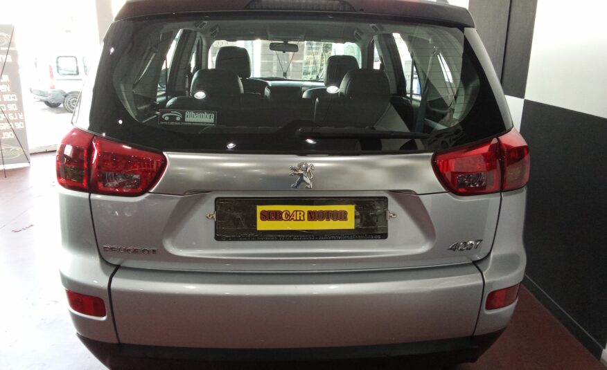 PEUGEOT 4007 2.2 hdi 7 plazas 4×4 premium