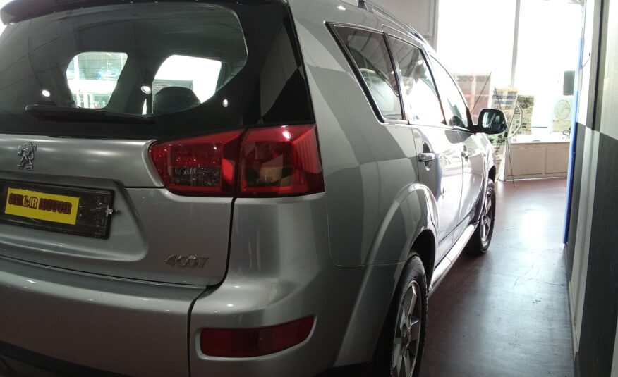 PEUGEOT 4007 2.2 hdi 7 plazas 4×4 premium