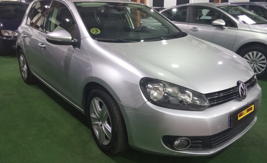 VOLKSWAGEN Golf VI 1.6 TDI 105CV CONFORLINE