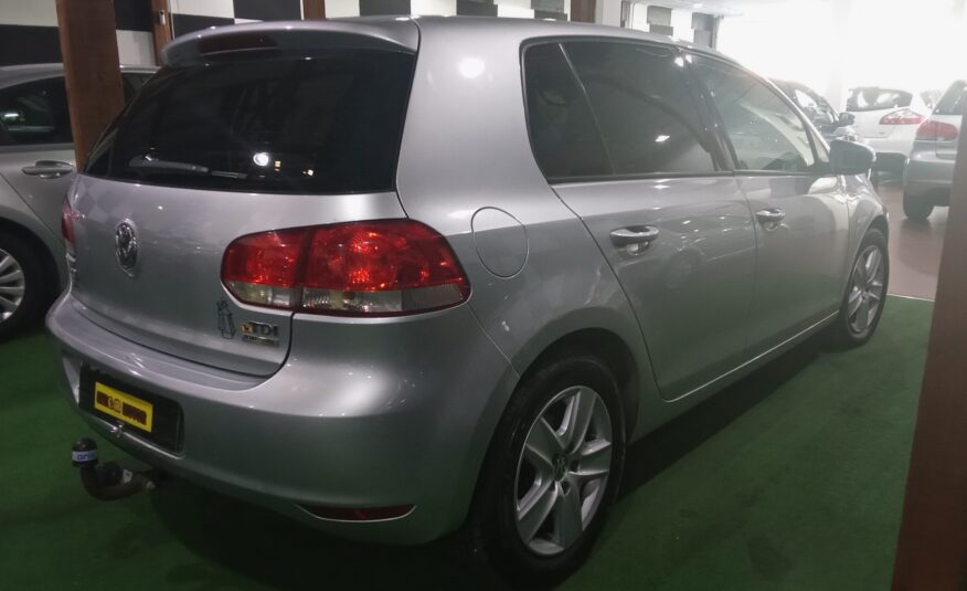 VOLKSWAGEN Golf VI 1.6 TDI 105CV CONFORLINE