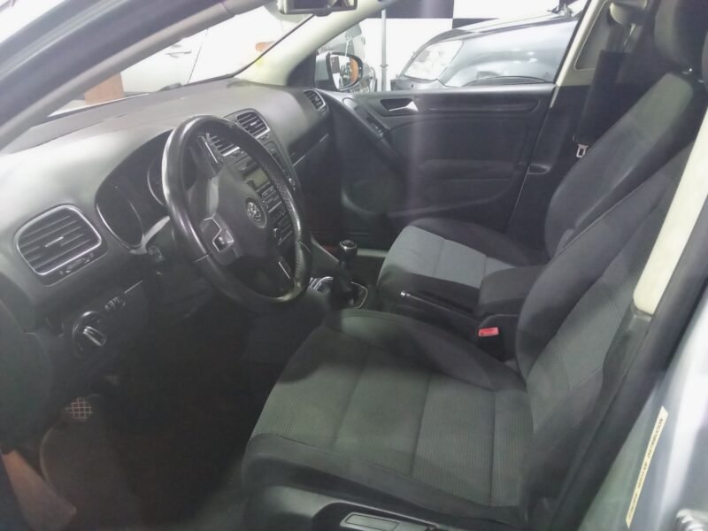 VOLKSWAGEN Golf VI 1.6 TDI 105CV CONFORLINE